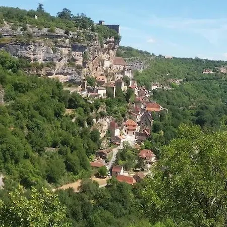 Gites Des Deux Vallees Chalet Avec Vue Imprenable Rocamadour Exterior photo